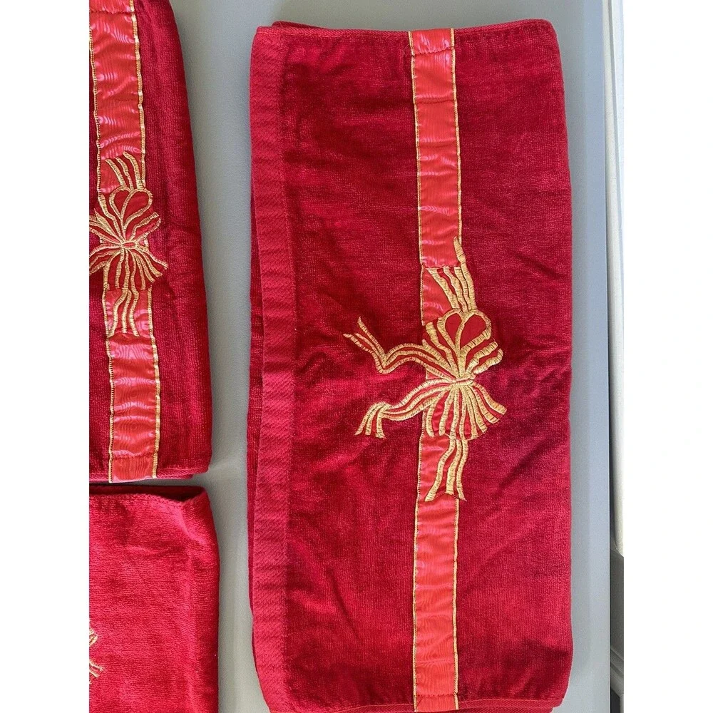 R A Briggs Towel Set Red Embroidered 3 Piece Bath Hand Face Christmas Bow